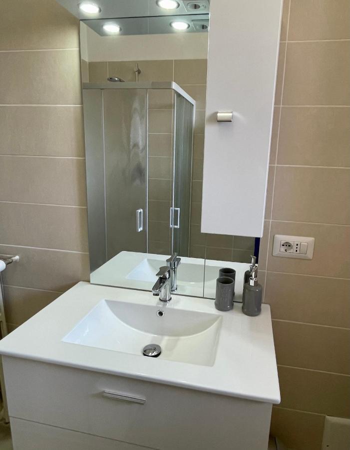 Bnb Il Bicciolano 2 - Bilocale Fronte Ospedale Vercelli Exterior foto